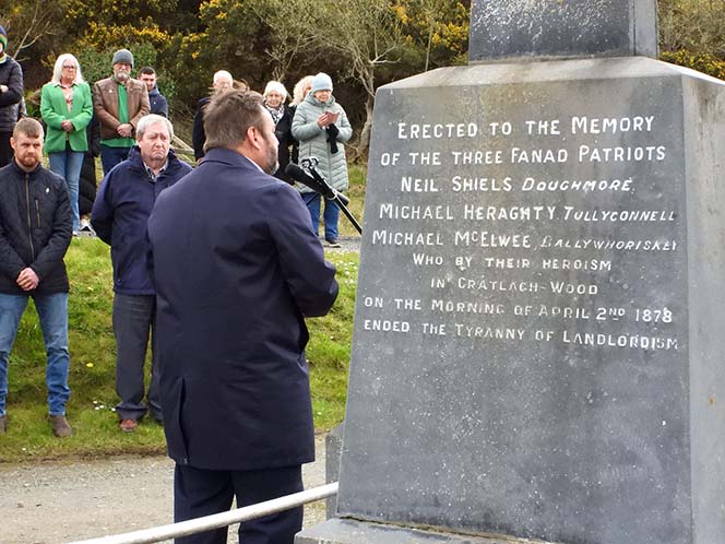 Padraig MacLochlainn says... 